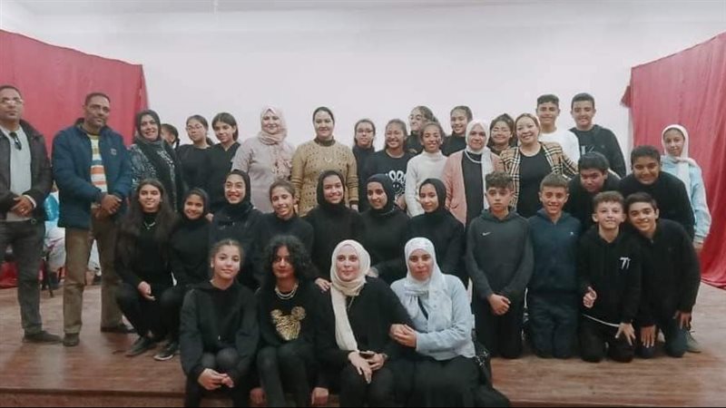 الطلاب الفائزين في