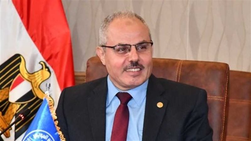 الدكتور ناصر مندور
