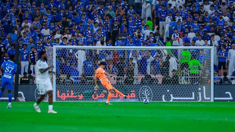 أهلي جدة يتقدم على