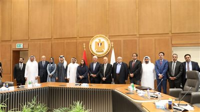 عاشور: إنشاء فرع لجامعة الشارقة في مصر خطوة لتعزيز التعاون الأكاديمي