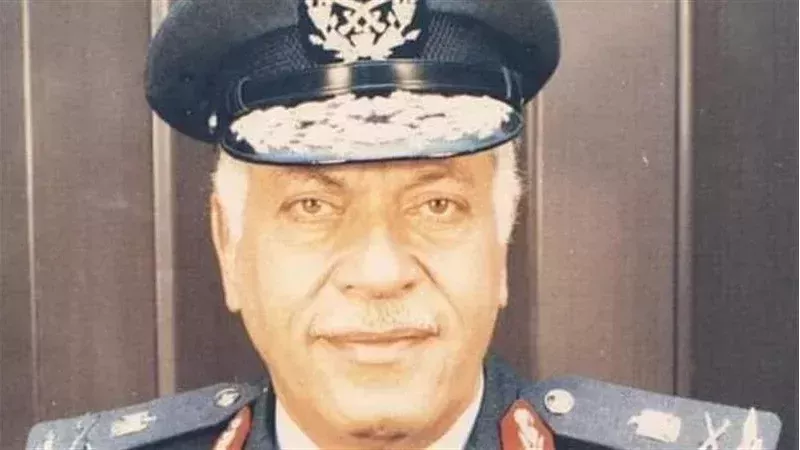  اللواء نبيل فريد