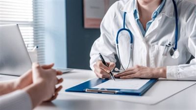 تفسير حلم الدكتور في المنام وعلاقته بالشفاء من الأمراض 