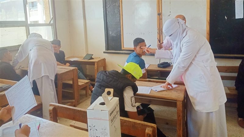 استمرار تطعيمات طلاب