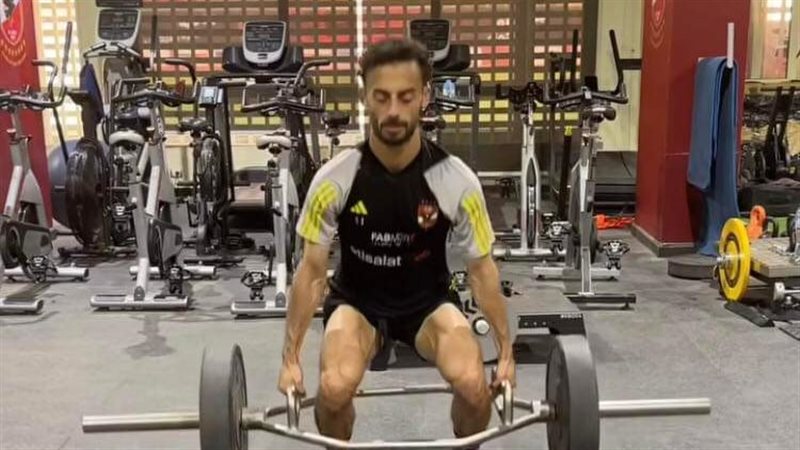 أحمد عبد القادر لاعب