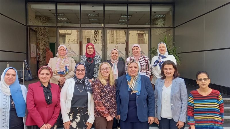 جامعة عين شمس، فيتو