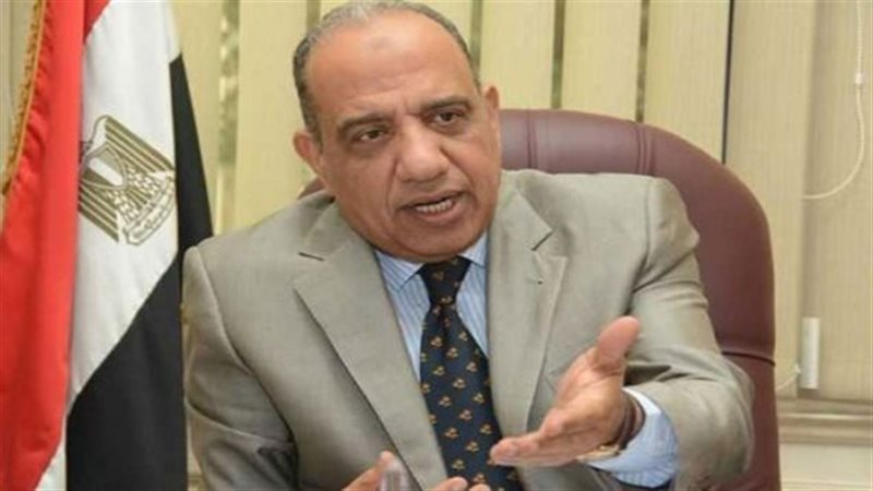 الدكتور محمود عصمت