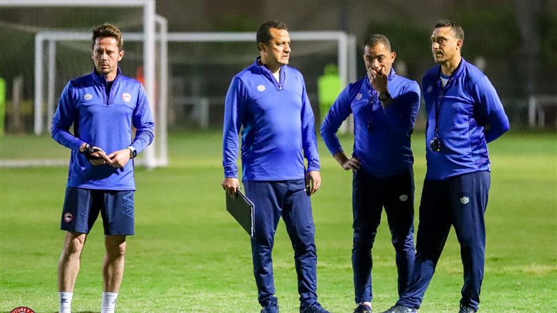 الجهاز الفني لفريق