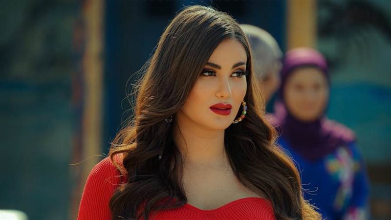 الفنانة هدى الإتربي،