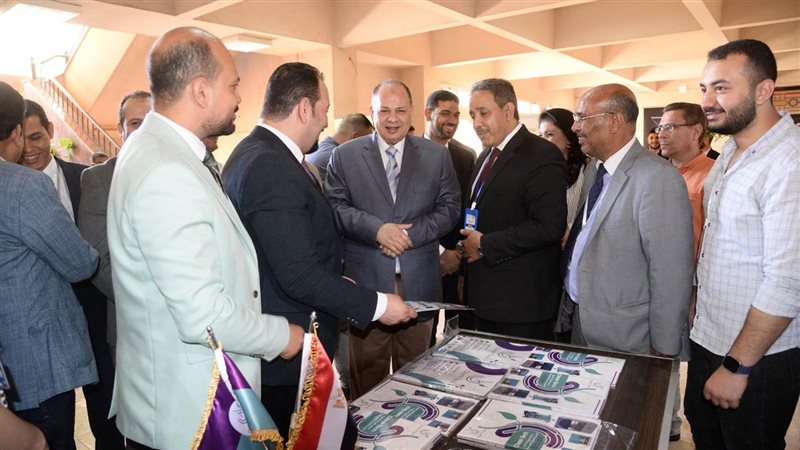 محافظ أسيوط يفتتح