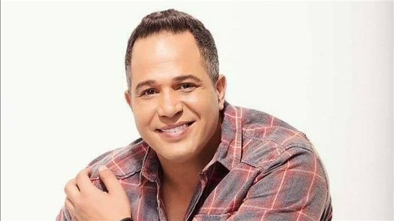 الفنان مصطفي درويش