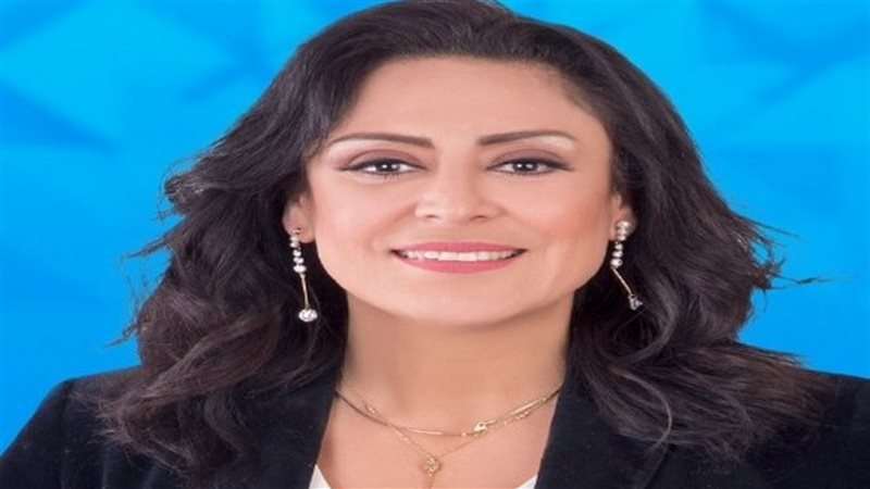 الإعلامية منى عراقي