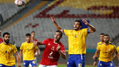الاسماعيلي يحافظ علي تقدمه أمام الاهلي بعد مرور 30 دقيقة