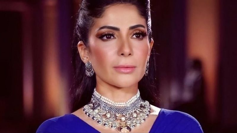 الفنانة منى زكي