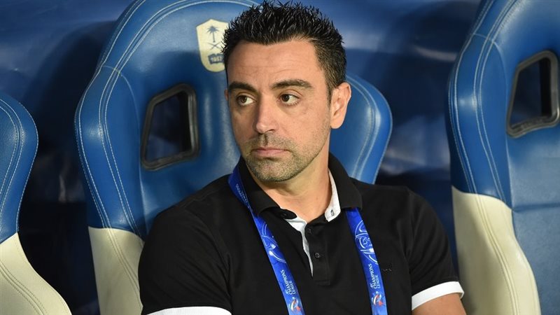 تشافي هيرنانديز مدرب