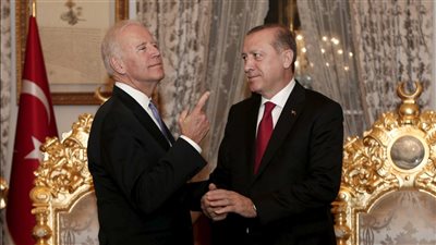 أردوغان.. صداع مستمر في رأس بايدن رغم مساعدته في أزمة الغذاء العالمية 