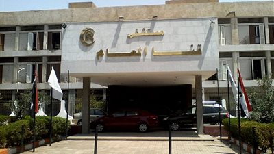 العثور على جثة سيدة أمام المستشفى العام بقنا