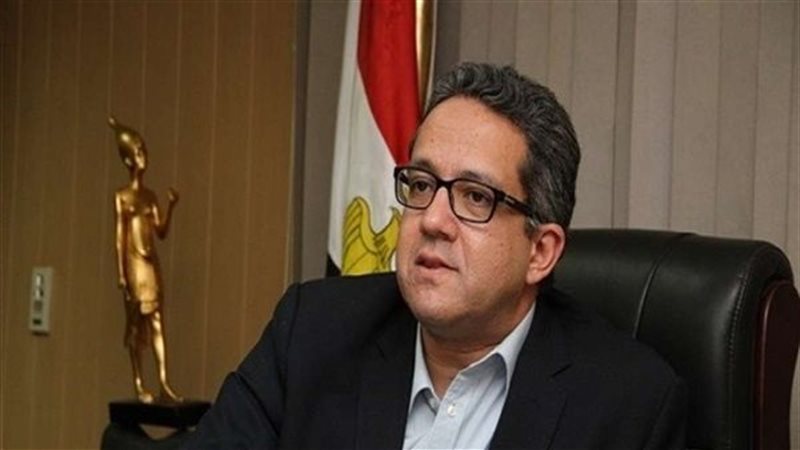 الدكتور خالد العناني