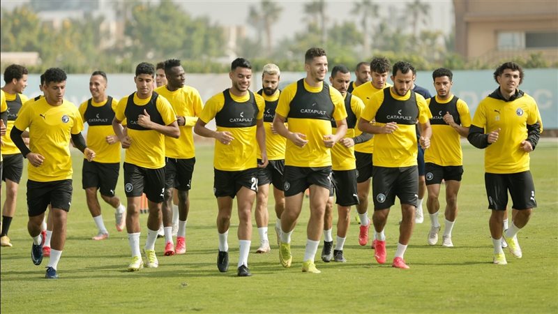لاعبي بيراميدز