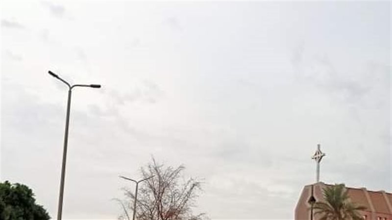 سقوط أمطار خفيفة