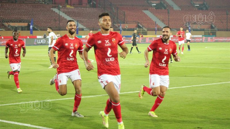 الأهلي أمام البنك