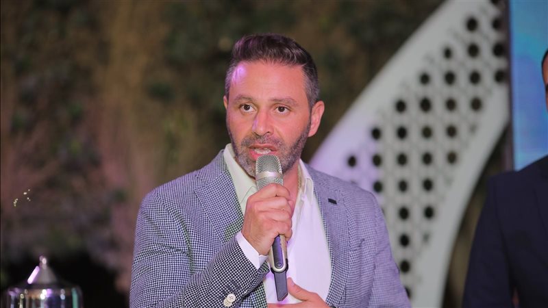 حازم إمام