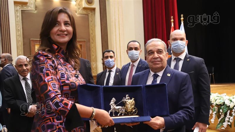 وزير الانتاج الحربى