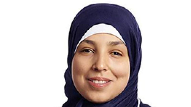 اللبنانية سارة منقارة