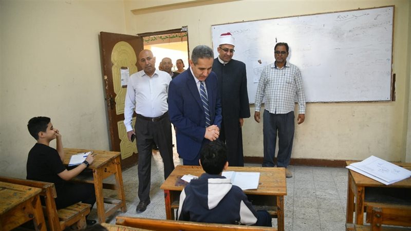 محافظ الغربية يتابع