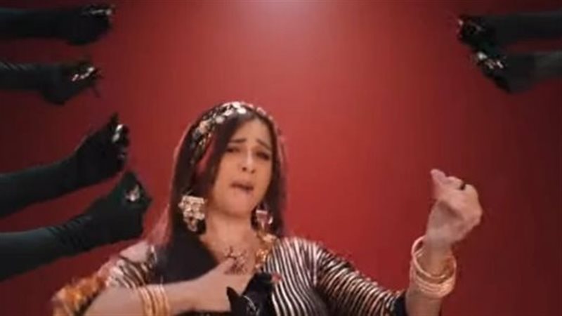 ياسمين عبد العزيز،