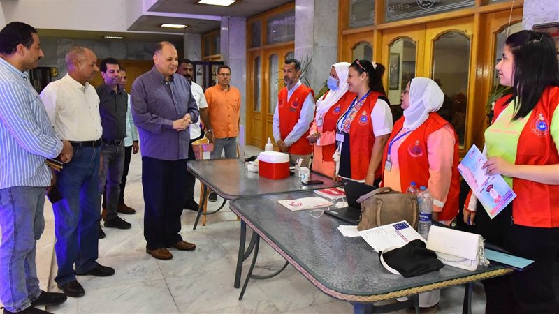 محافظ أسيوط يتفقد