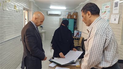 وكيل الصحة بالشرقية يتفقد المركز الدولي لتطعيم المسافرين 