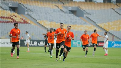البنك الأهلي يكتسح الجونة بثلاثية في الدوري المصري