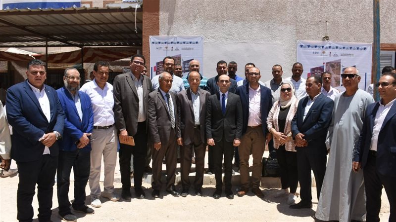 جامعة عين شمس، فيتو