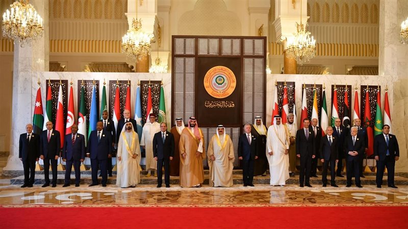 الرئيس السيسي وقادة