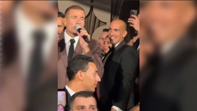 عمرو دياب يشعل حفل زفاف ريم سامي (فيديو)
