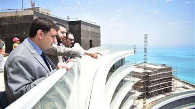 مسئولو التطوير المؤسسي بالإسكان يتفقدون العلمين الجديدة 