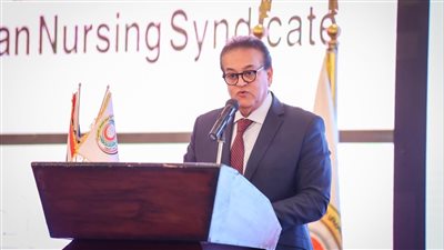 وزير الصحة: وضعنا خططا عادلة لتوزيع المكلفين الجدد من التمريض 