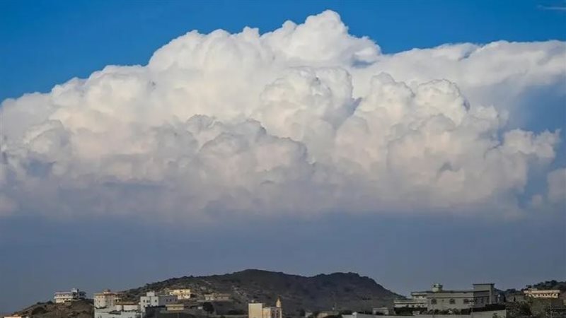 توجيه الغيوم بالمشاعر