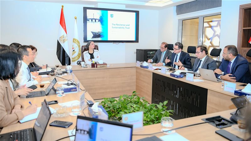 وزيرة البيئة تدعو