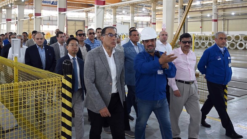 رئيس الوزراء يتفقد