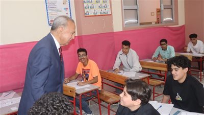 تداول امتحان اللغة الإنجليزية للشهادة الإعدادية بالقليوبية، والتعليم تحقق 