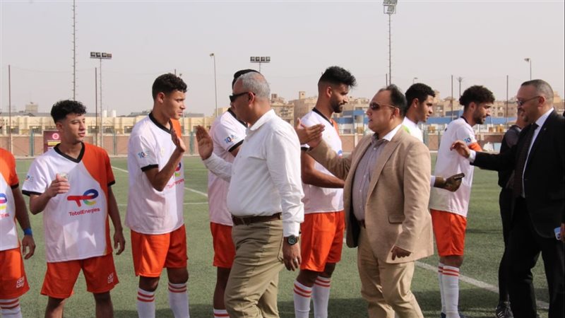  الشباب والرياضة