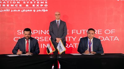 القومي لتنظيم الاتصالات يوقع اتفاقية تعاون للتوعية بالأمن السيبراني، تفاصيل 