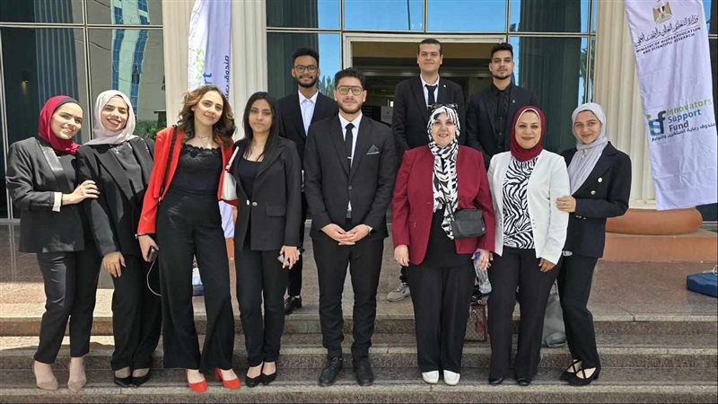 تكريم طلاب جامعة
