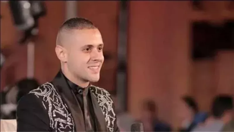 اسلام سعد مصمم الأزياء
