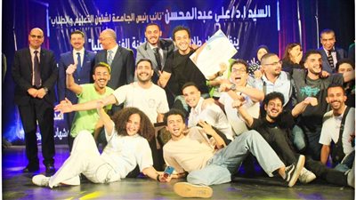إعلان أسماء الكليات الفائزة بجوائز مهرجان الفنون المسرحية لجامعة الإسكندرية 