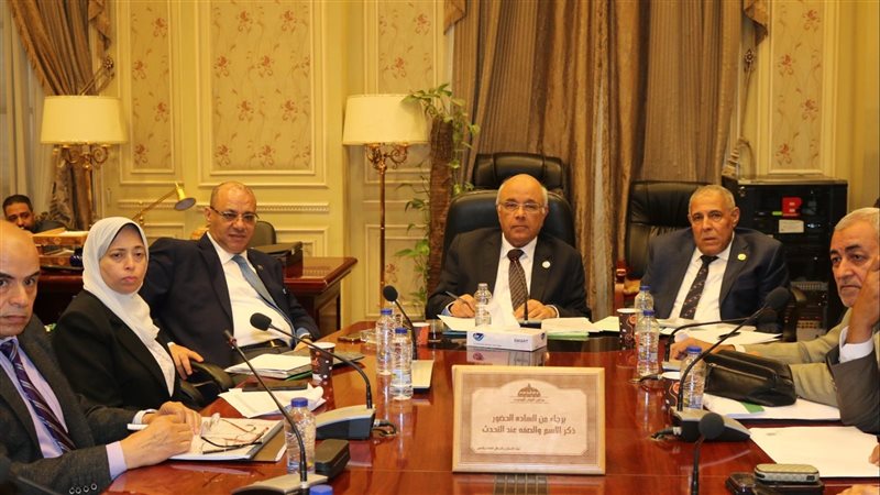 اجتماع لجنة الإسكان