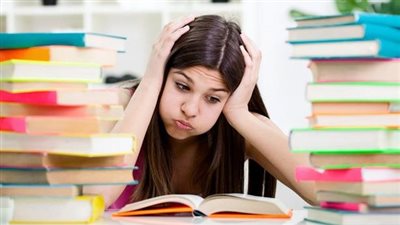 خبير تربوي يقدم نصائح لطلاب الثانوية العامة لتعزيز الشعور بالحماس والدافعية