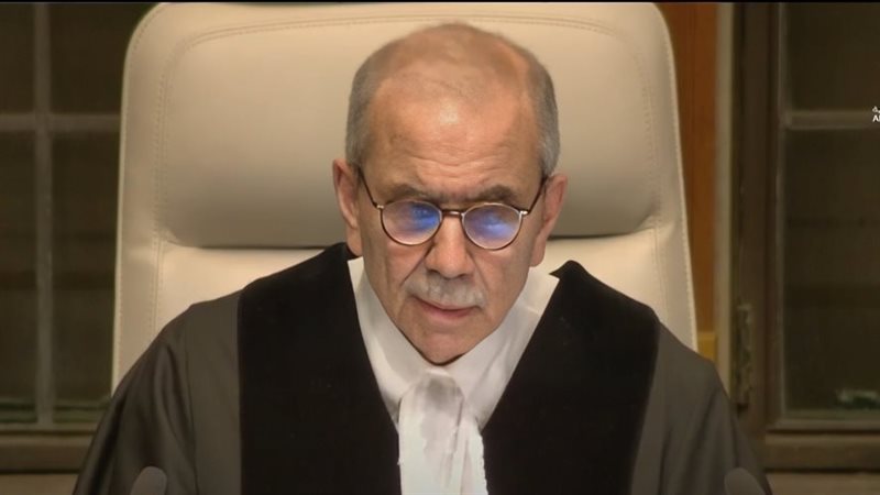 رئيس محكمة العدل،