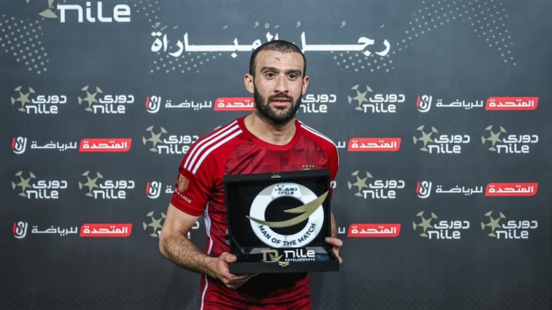 عمر كمال عبد الواحد،